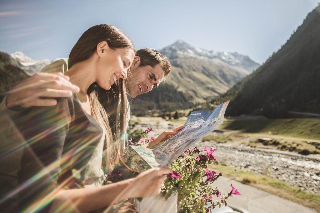 Hotel Vier Jahreszeiten Sankt Leonhard im Pitztal Ngoại thất bức ảnh