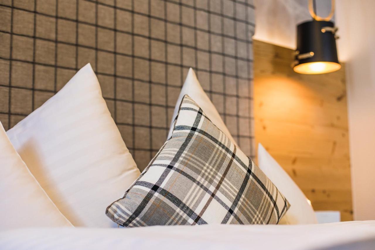 Hotel Vier Jahreszeiten Sankt Leonhard im Pitztal Ngoại thất bức ảnh
