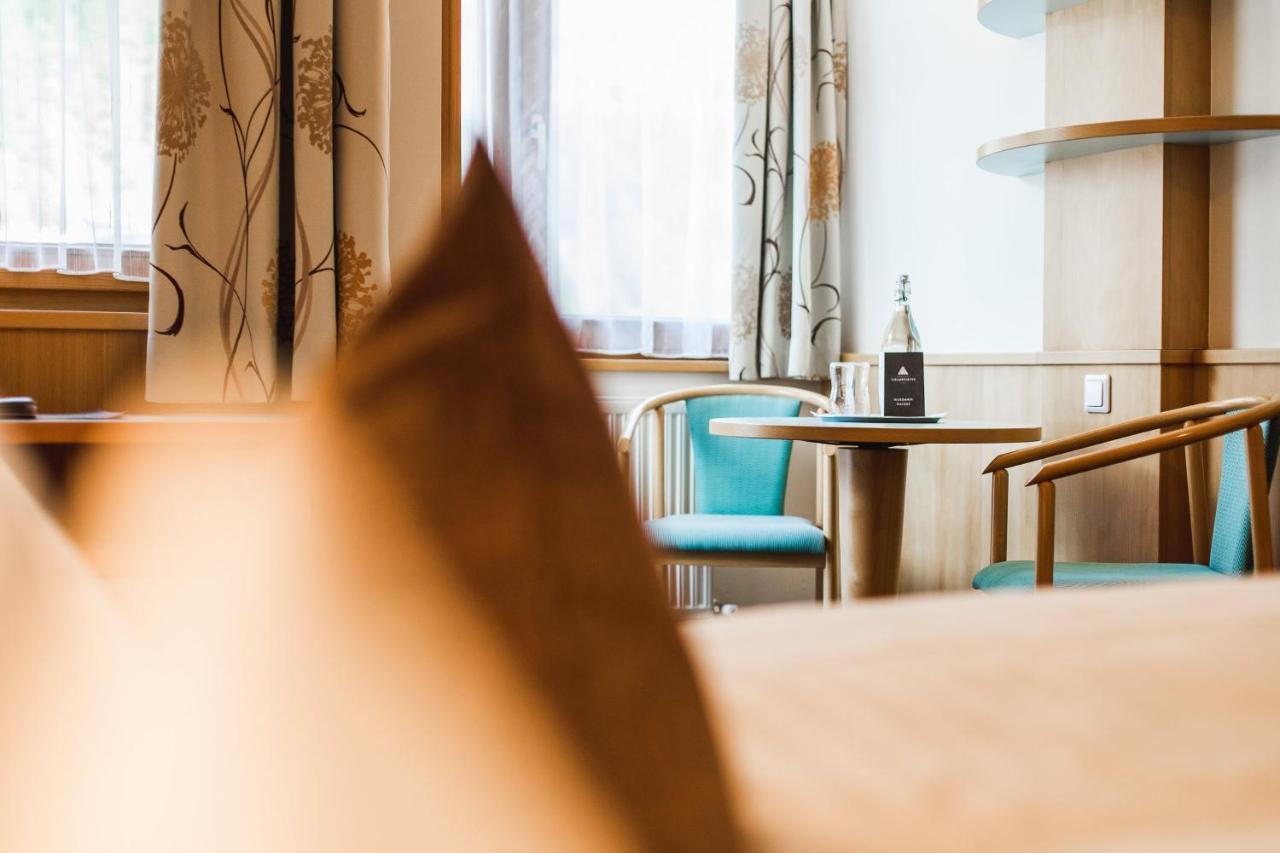 Hotel Vier Jahreszeiten Sankt Leonhard im Pitztal Ngoại thất bức ảnh