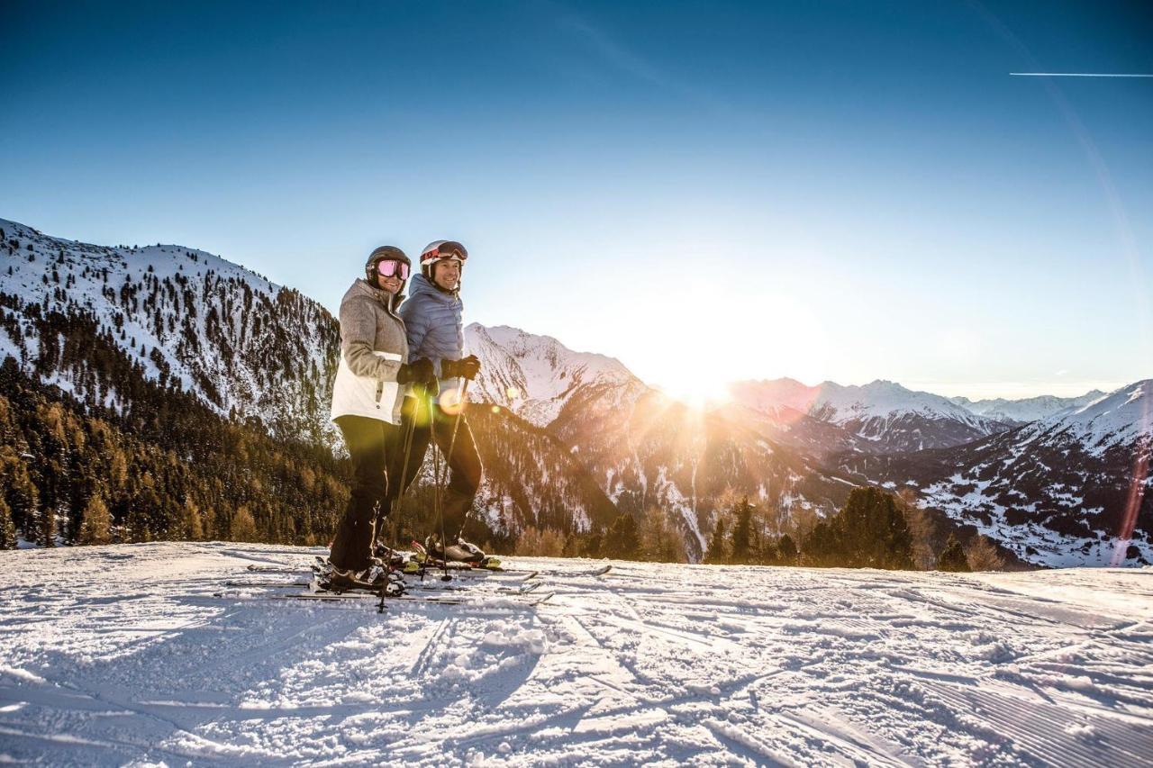 Hotel Vier Jahreszeiten Sankt Leonhard im Pitztal Ngoại thất bức ảnh